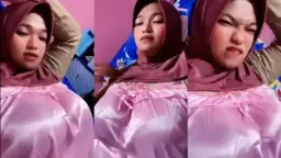 Bela Tobrut Live Sambil Tiduran Mantap Video by KingBokep
