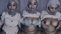 Hijab Jilbab Abu Pamer Toket Gede Video by HQporner