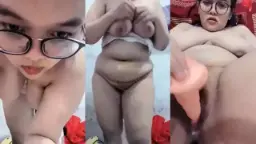 Ika Montok BBW Colok Memek Pake Dildo Video by PornGo