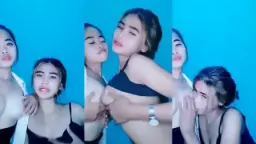 Saling Adu Toket 4_BG Pasangan Lesbi Video by TubeV