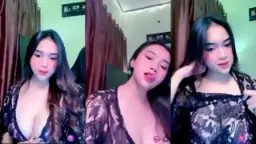 Naya Sexy Hot Julurkan Lidah Menggoda Video by TXXX