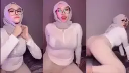 Hijab Twerk Goyang Binal 1 Video by IXXX Hijab Twerk Goyang Binal 1 Video by IXXX